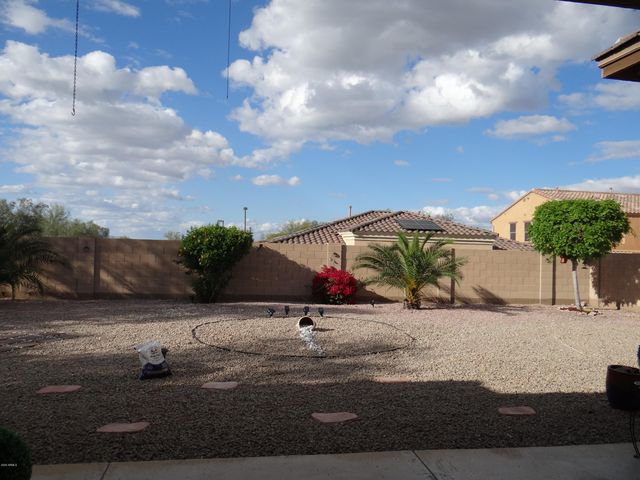 18232 W LAS CRUCES Drive, Goodyear, AZ 85338