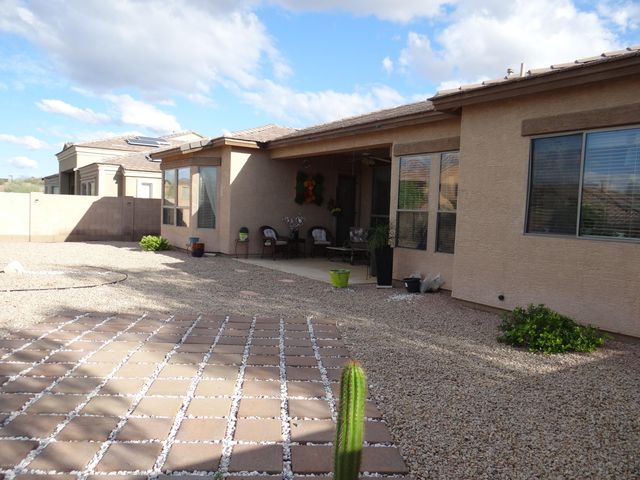 18232 W LAS CRUCES Drive, Goodyear, AZ 85338