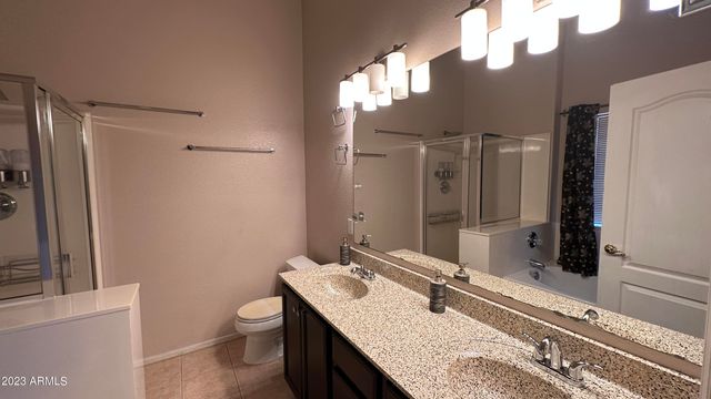 1616 W KESLER Lane, Chandler, AZ 85224