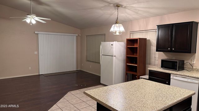 1616 W KESLER Lane, Chandler, AZ 85224