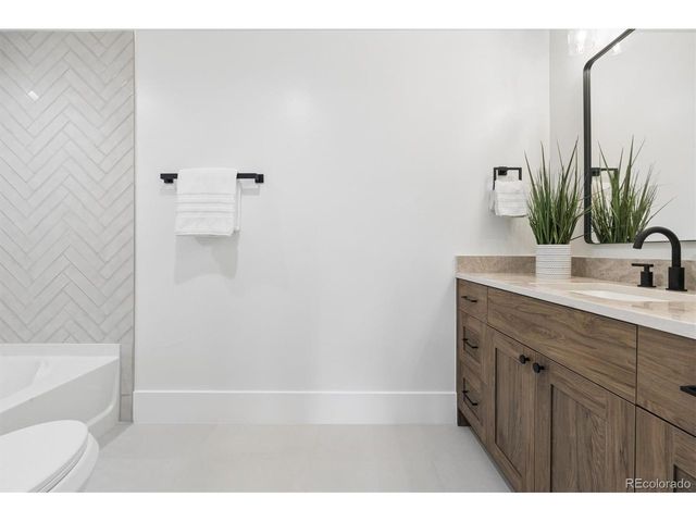 11012 Sunset Oak Pl, Franktown, CO 80116