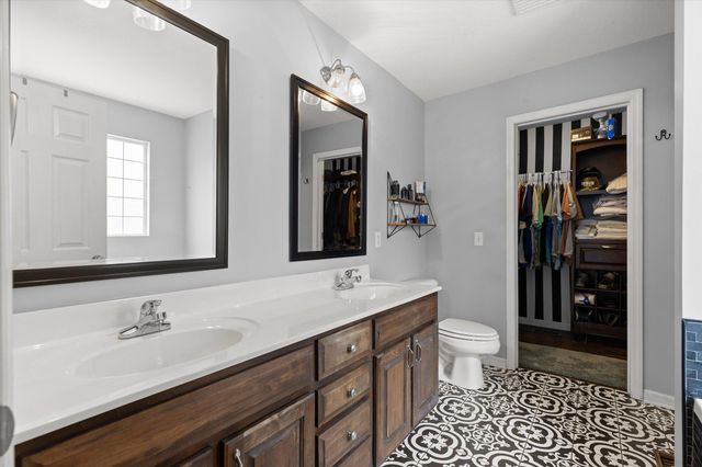6118 Wardwell Drive, Ooltewah, TN 37363