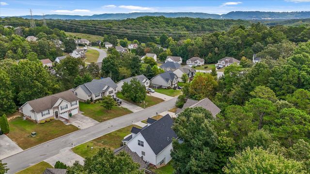 6118 Wardwell Drive, Ooltewah, TN 37363