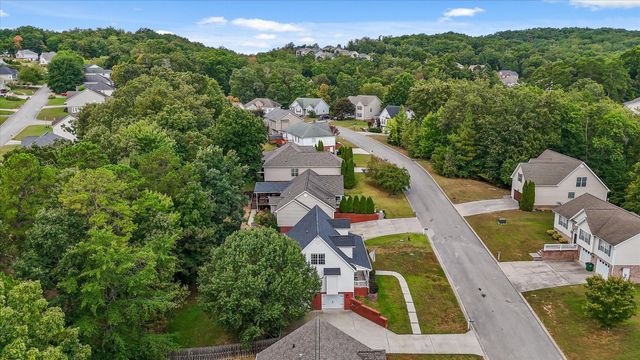 6118 Wardwell Drive, Ooltewah, TN 37363