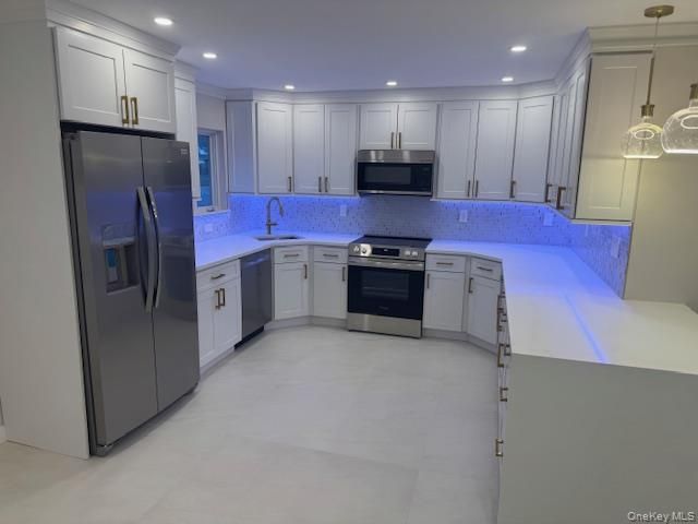 48 Ripple Lane, Levittown, NY 11756