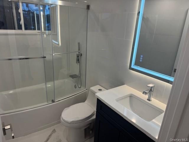 48 Ripple Lane, Levittown, NY 11756