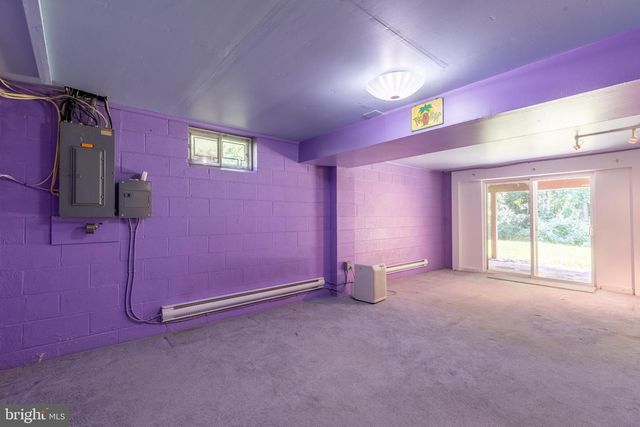 40 GRANVILLE RD, Newark, DE 19711