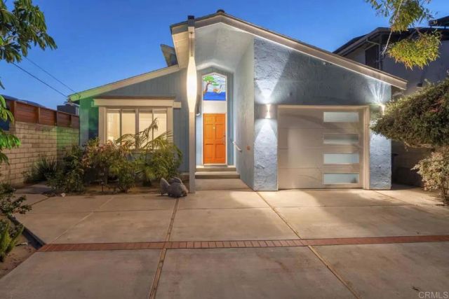 498 Neptune, Encinitas, CA 92024