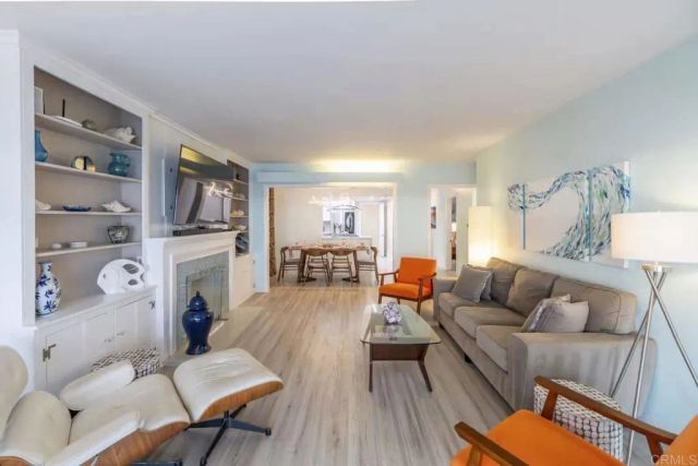 498 Neptune, Encinitas, CA 92024