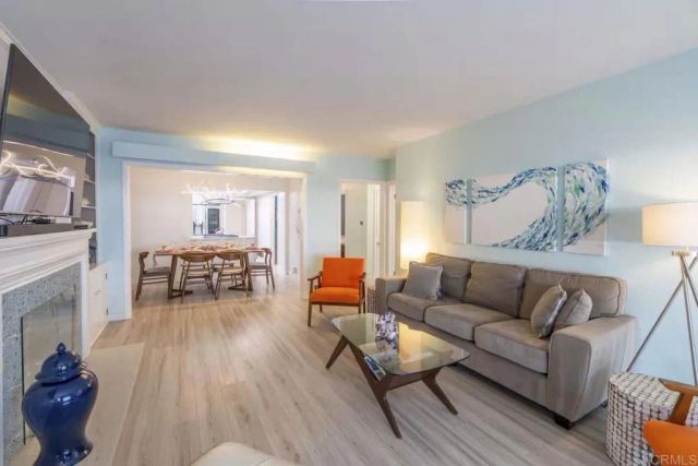 498 Neptune, Encinitas, CA 92024