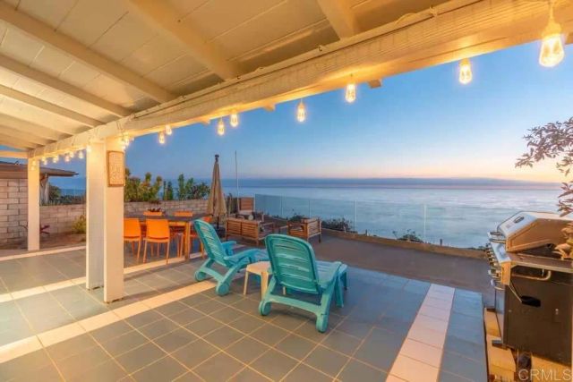 498 Neptune, Encinitas, CA 92024