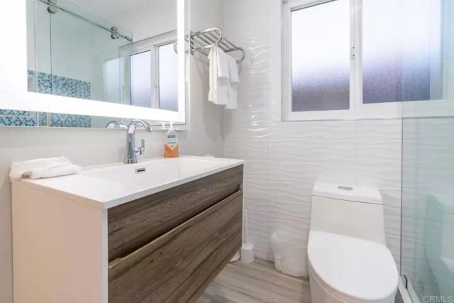 498 Neptune, Encinitas, CA 92024