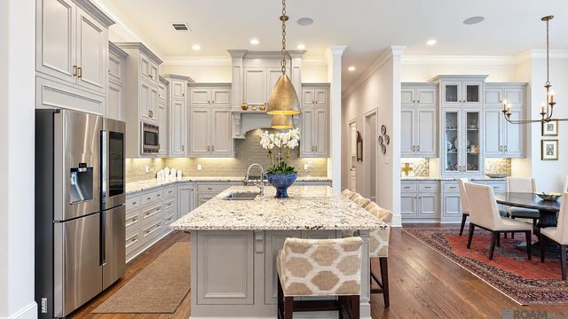 8215 Willow Grove Blvd, Baton Rouge, LA 70810