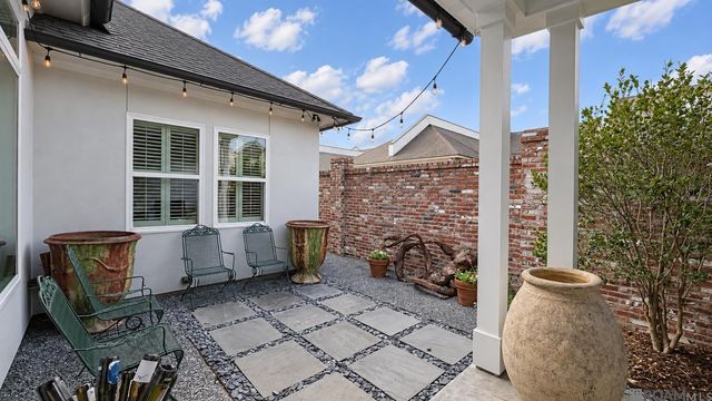 8215 Willow Grove Blvd, Baton Rouge, LA 70810