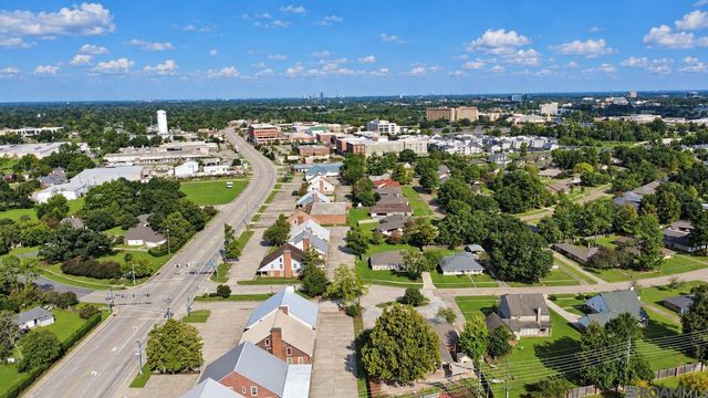 8215 Willow Grove Blvd, Baton Rouge, LA 70810
