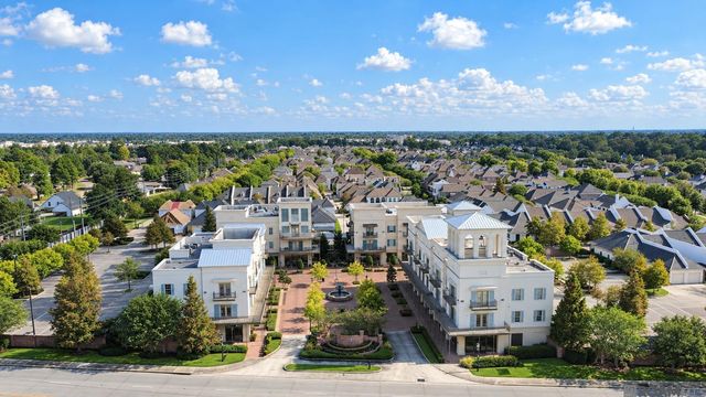 8215 Willow Grove Blvd, Baton Rouge, LA 70810