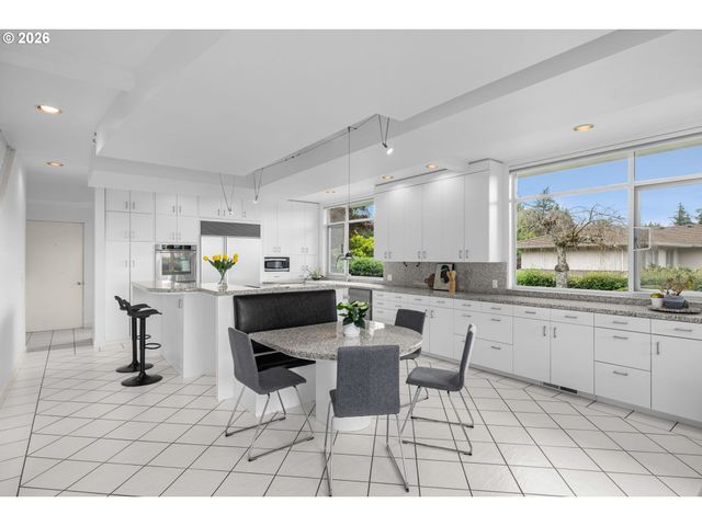 1775 Nw 93RD Pl, Portland, OR 97229