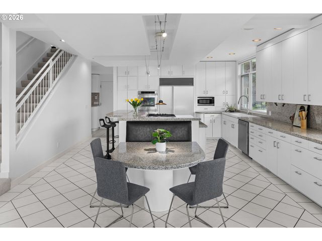 1775 Nw 93RD Pl, Portland, OR 97229