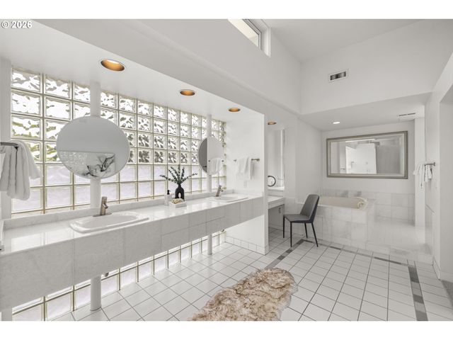 1775 Nw 93RD Pl, Portland, OR 97229