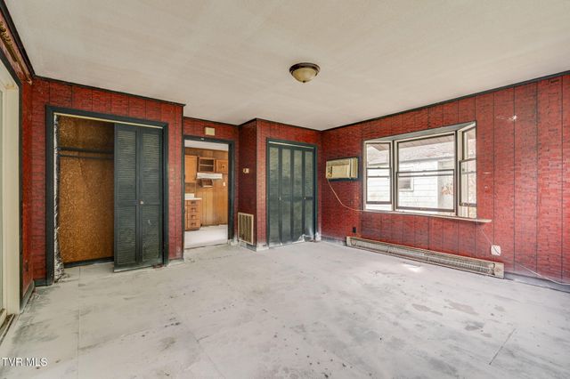 2909 Bay Street, Bristol, TN 37620