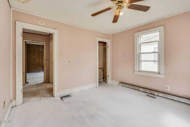 2909 Bay Street, Bristol, TN 37620