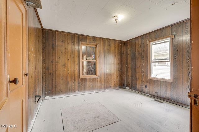 2909 Bay Street, Bristol, TN 37620