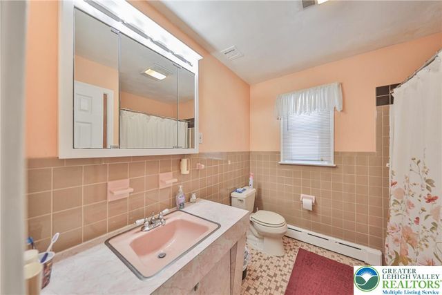 1510 Covington Place, Bethlehem City, PA 18017