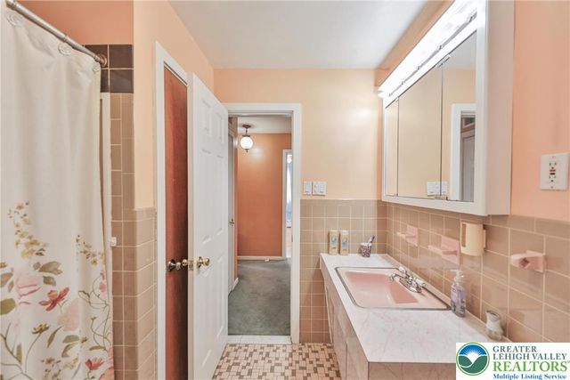 1510 Covington Place, Bethlehem City, PA 18017