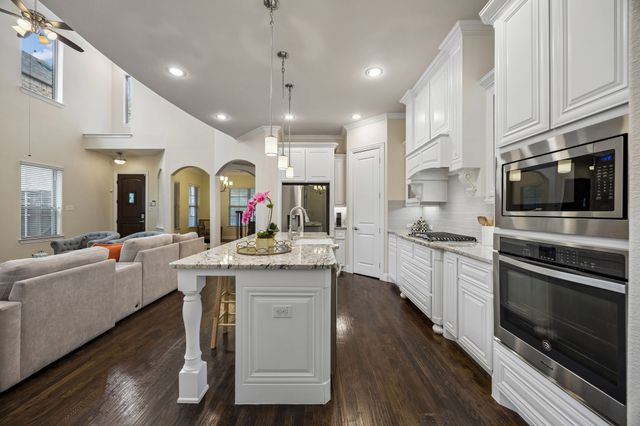 4421 Broadway Avenue, Flower Mound, TX 75028