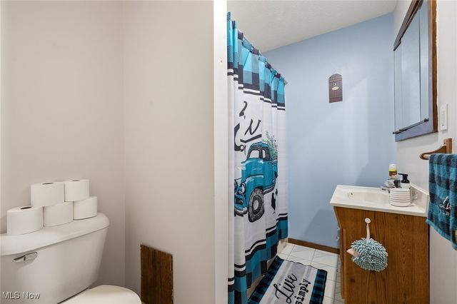 52718 Fitchville Eastern Road, New London, OH 44851