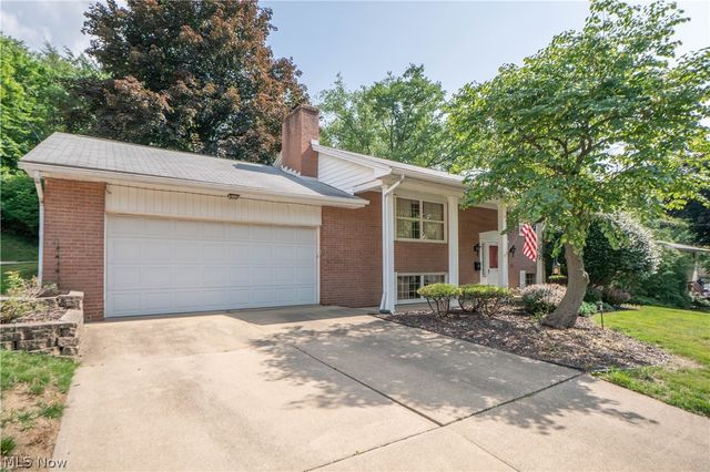 511 Bachtel Street SE, North Canton, OH 44720