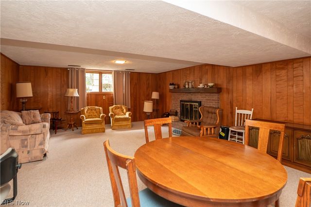 511 Bachtel Street SE, North Canton, OH 44720