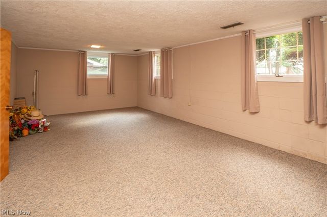 511 Bachtel Street SE, North Canton, OH 44720