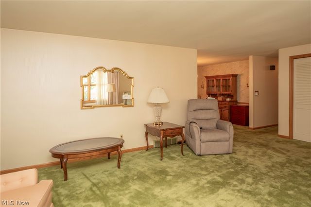 511 Bachtel Street SE, North Canton, OH 44720