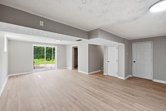 1304 Canonero Drive, Lexington, KY 40517