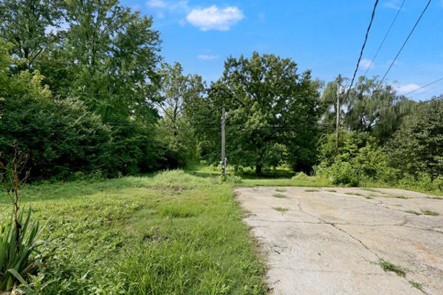 1304 Canonero Drive, Lexington, KY 40517