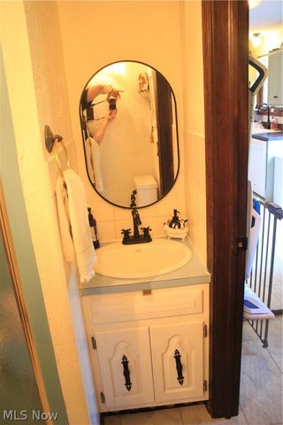 42820 Dellefield Road, Elyria, OH 44035
