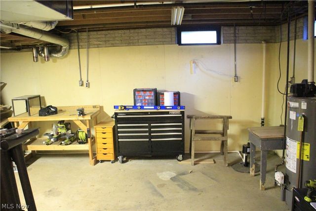 42820 Dellefield Road, Elyria, OH 44035