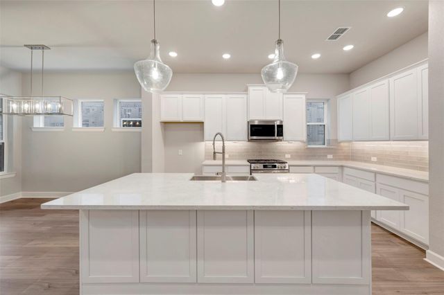 5519 Bonfire Alley, Manvel, TX 77578