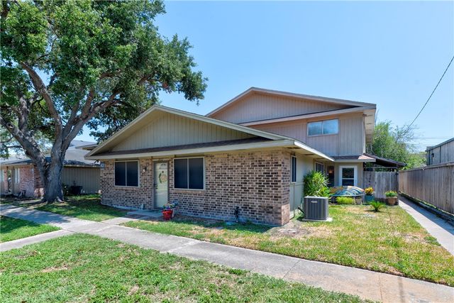 2056 Hidden Lake, Corpus Christi, TX 78412