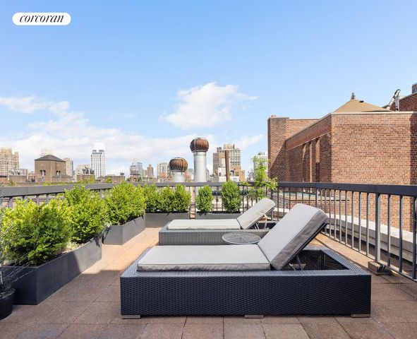 52 E 72ND Street PHA, New York City, NY 10021