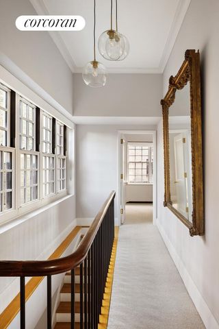 52 E 72ND Street PHA, New York City, NY 10021