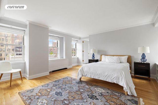 52 E 72ND Street PHA, New York City, NY 10021