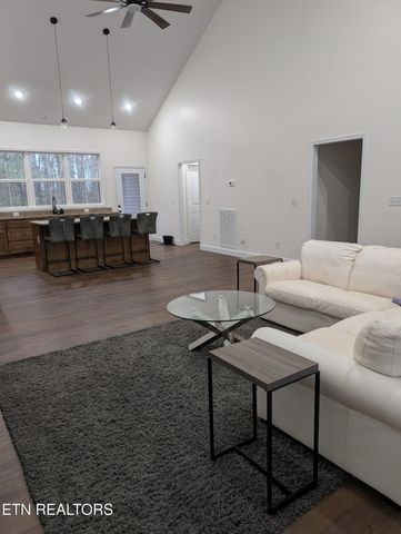 108 Shotgun Annie Rd, Jamestown, TN 38556