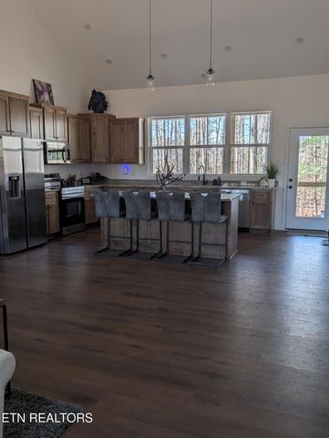 108 Shotgun Annie Rd, Jamestown, TN 38556