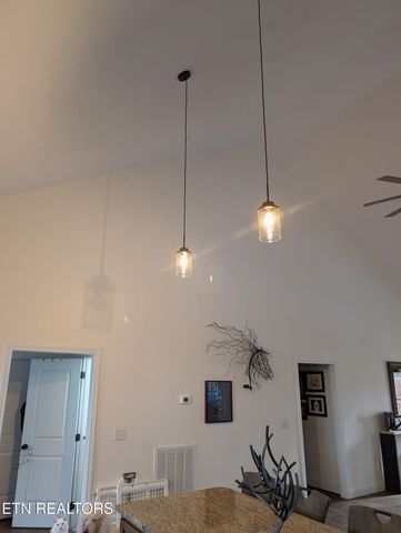 108 Shotgun Annie Rd, Jamestown, TN 38556