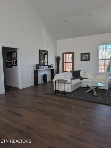 108 Shotgun Annie Rd, Jamestown, TN 38556