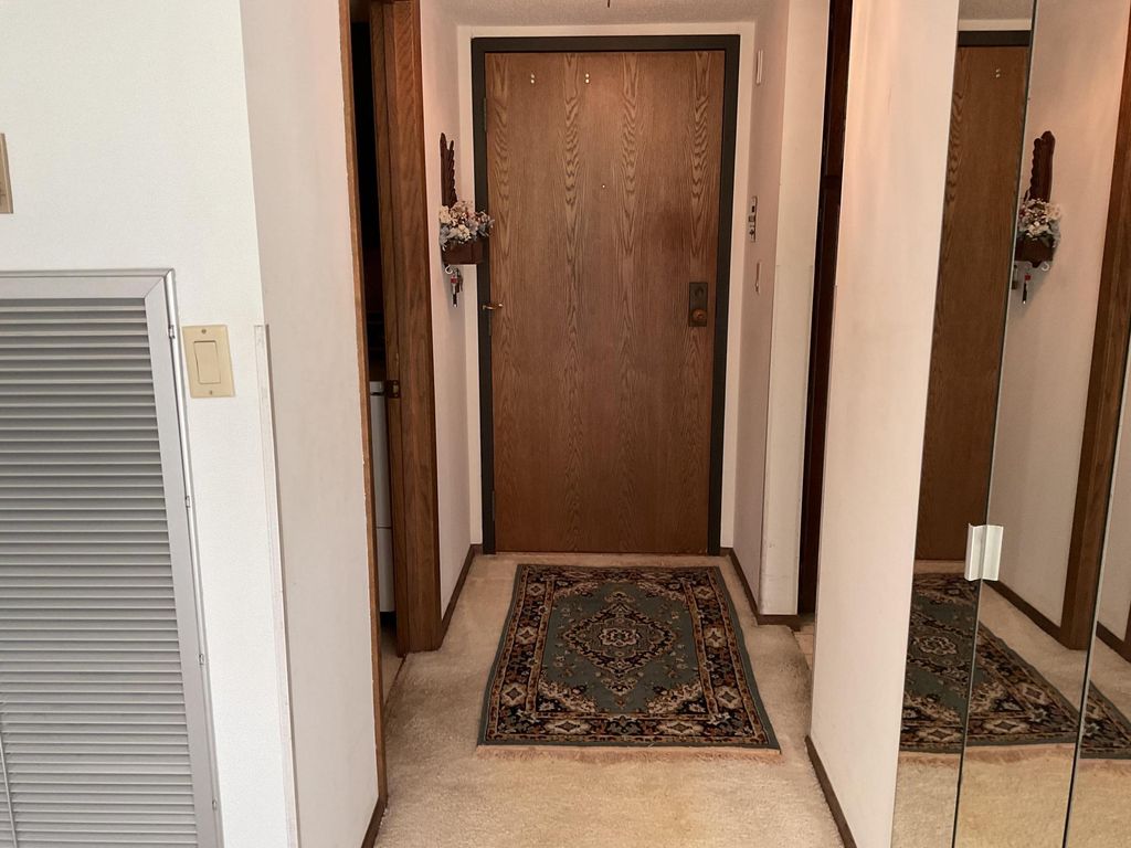7200 York Avenue S 101, Edina, MN 55435 — photo 4