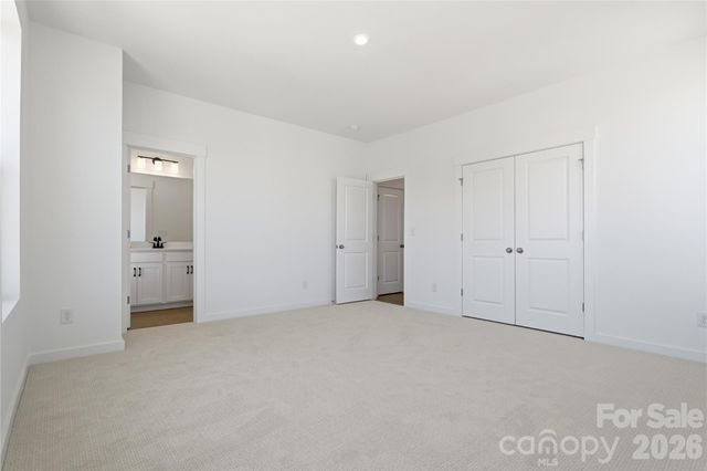 7029 Westrow Avenue 107, Charlotte, NC 28278