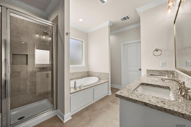 10440 Highcrest Dr, Denham Springs, LA 70706